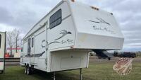 F139 1998 29' Glendale Golden Falcon T/A 5th Wheel Camper, VIN#2GRFW29T1WS980711, OWNER: Richard B Wohlgemuth, SELLER: FRASER AUCTION SERVICE LTD_____________________________*TOD* (KEYS)