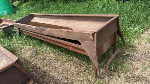10&rsquo; metal feed trough (B)