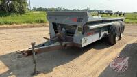 A40 New Idea Tandem Axle Manure Spreader