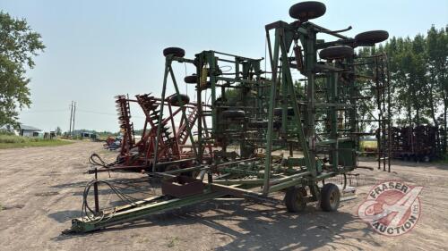 A53 59' John Deere 1650 Tillage, S/N 00107