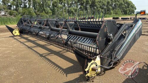 A107 25' MacDon 972 Harvest Header