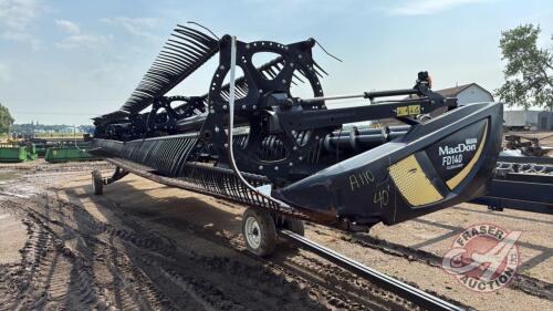 A110 2018 40' MacDon FD 140 Flex Draper Header