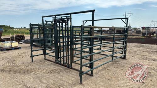A139 Hi-Hog Maternity Pen with Head Gate