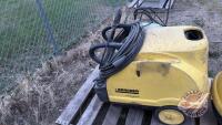 A147 Karcher Pressure Washer