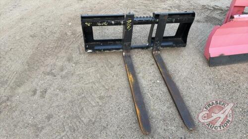 A161 HLA HD12BO500 Skid Steer Pallet Forks, S/N 23LA64365
