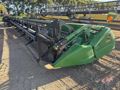 A211 35' John Deere 635F Hydra Flex Header, S/N 742523