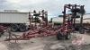 A175 31' Case IH 5600 Chisel Plow, S/N JAG0001890