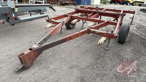 A193 9' IH Vibra Shank Tillage, S/N 0190017C0018323