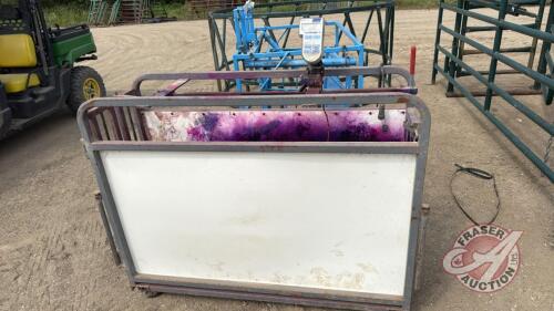 A31 Small Livestock Scale with Head, **Scale head in shed**