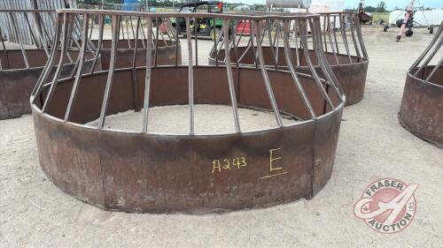 A243 Skirted Round Bale Feed Ring (E)