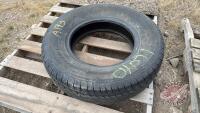 A193 225/75 R16 Tire