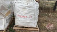 A172 Large Tote of Firewood / Cut Off Lumber (C)