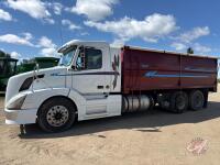 A254 2006 Volvo Tandem Axle Truck, VIN#4V4NC9GH56N415408, TOD, Owner: KL Martin Farms, SELLER: FRASER AUCTION SERVICE LTD______________________________________, **Safety**, **Key**