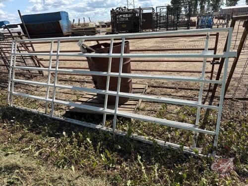 A261 11' 6-Bar Gate Painted White