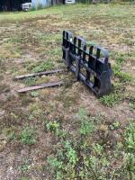 pallet fork (quick attach mount to bi-directional)