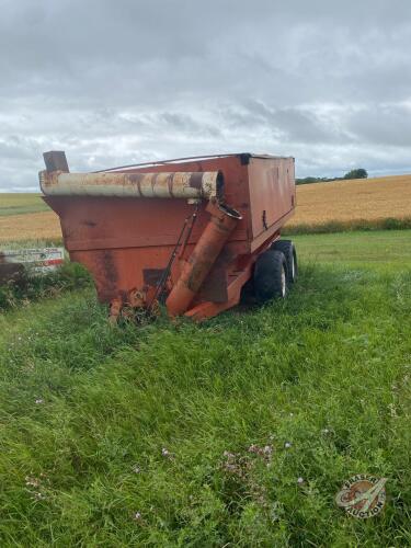 tandem axle grain cart
