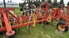40&rsquo; Bourgault 8810 air seeder with Bourgault 2155 air cart - 15