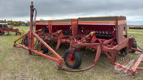 20&rsquo; Versatile 2200 hoe press drill s/n: 010462-101638-010700