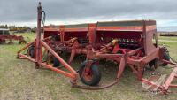 20&rsquo; Versatile 2200 hoe press drill s/n: 010462-101638-010700
