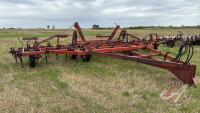 27&rsquo; International 55 Chisel Plow s/n: C006552