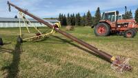 Farmking 8&rdquo;x50&rsquo; auger with 16hp brigs and Stratton engine, S/N-NA