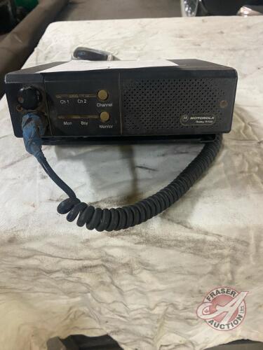 Motorola Radius M120 FM radio (Radio #1)
