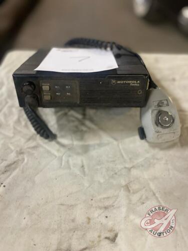 Motorola Radius FM Radio (#7 - #8) (Sold per radio)