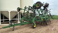 36&rsquo; John Deere 610 tillage with NH3 kit, S/N-000334