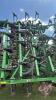 41&rsquo; John Deere 1820 Air seeder and 1910 Cart S/N 705485 Cart, S/N 705372 Seeder - 19
