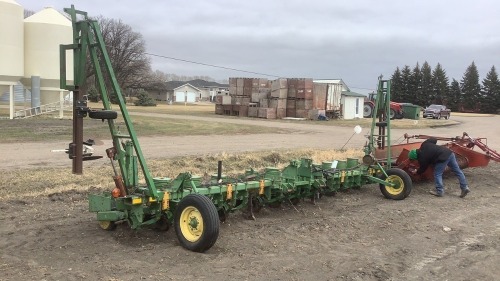 John Deere model 71 planter