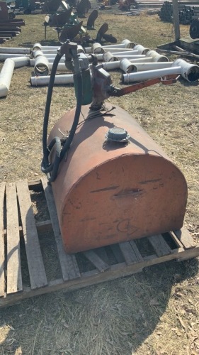 Skid tank with push pull pump