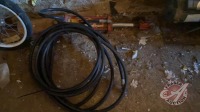 Leon Hydraulic cylinder with hoses