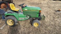 JD 425 lawn tractor