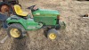 JD 425 lawn tractor