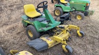 JD F525 front deck mower