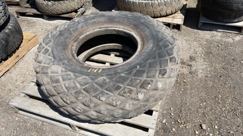 Goodyear 14.00-20 Diamond tread tire