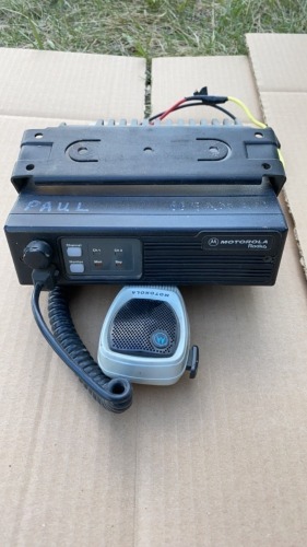 Motorola Radius FM radio