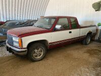 *1992 GMC SLE ext cab 2wd truck, 186,975kms showing, VIN#2GTEC19K7N1537936, Owner: MOIR FARMS LTD, Seller: Fraser Auction ______________ ***TOD & KEYS***