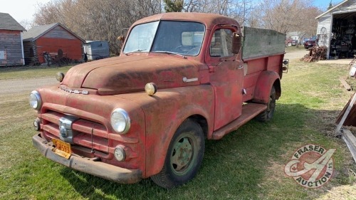 1952 Fargo s/a truck w/9ft box & hoist 53,588 miles showing, VIN #91507639, NO TOD