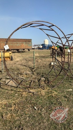 *standard 1” sq tube round bale feed ring