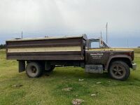 *1979 Chev C70 S/A grain truck, 82507kms showing, VIN#C17DB9V116817, Owner: Trevor R Halwas, Seller: Fraser Auction_________ ***TOD, FRESHLY SAFETIED & KEYS***