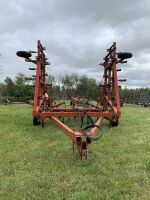 *33' IH deep tillage