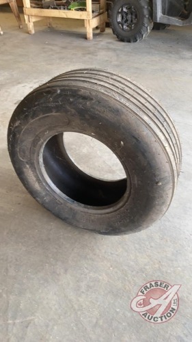 New 9.5L-14 Regency implement tire