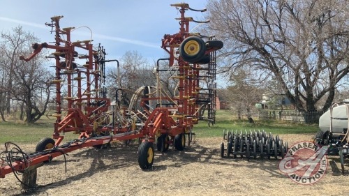 38ft Bourgault 8800 tillage