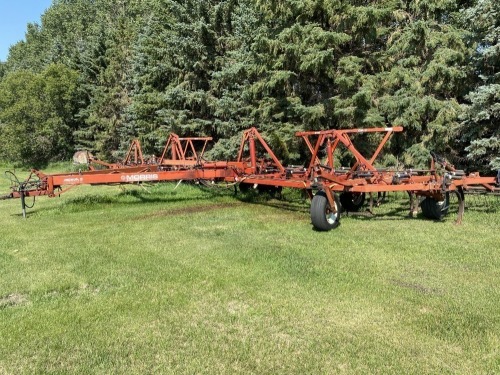 50' Morris Magnum II CP750 tillage