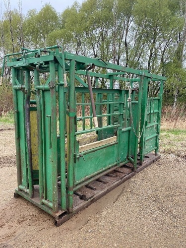 Real Industries Squeeze Chute w/palp cage F71