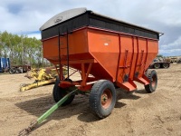 Killbros 500 bushel gravity box w/roll tarp w/JD Wagon (F102)