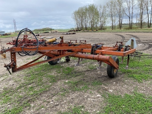 12' Morris Deep Tiller w/cylinder F98