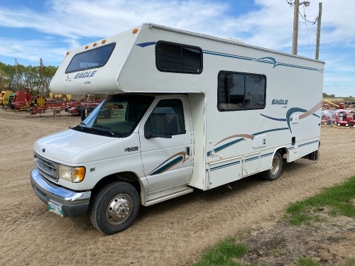 2000 Ford Jayco Motorhome, 086,516 miles showing, VIN# 1FDWE30S8XHC29371, Owner: James Hillis, Seller: Fraser Auction__________***TOD & KEYS*** F120