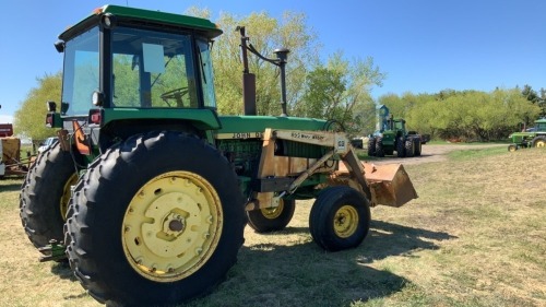 JD 4240 2WD 110HP Tractor w/ GB 800 Work Master loader, 6818hrs showing, s/n026582RW